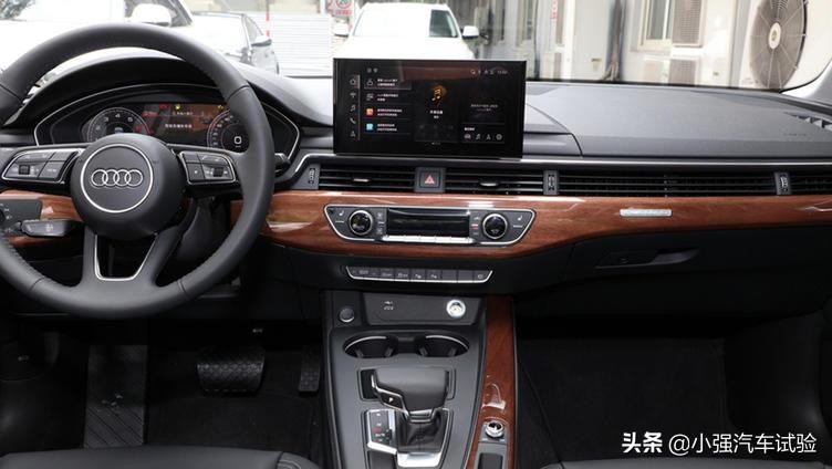 奥迪A4L“发飙”，跌至24.6万，30天卖14214台
