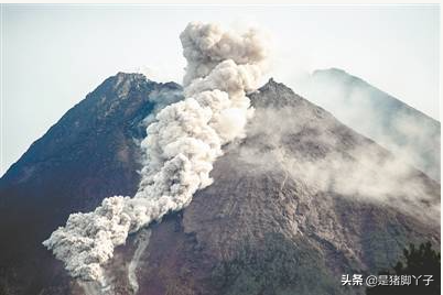 地球超级火山排名（盘点世界上的10大火山）