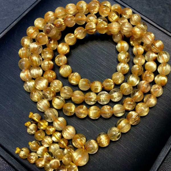 各种水晶手链戴哪只手，投射性吸纳性水晶佩戴禁忌