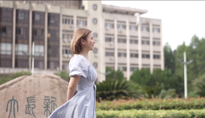 学习恋爱两不误！湖北学霸情侣，同一大学毕业，携手共赴名校深造