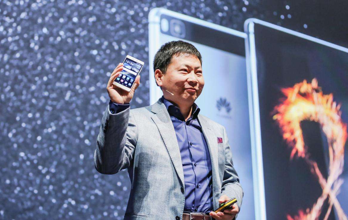余承东：出身贫寒，三次豪赌带领华为通信全球第一手机全球前三