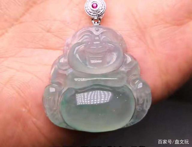 翡翠有九种颜色，你知道吗？