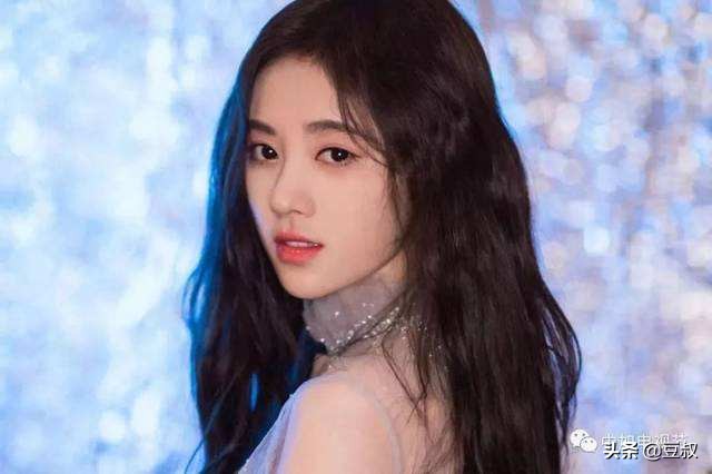 鞠婧祎毕业于哪个大学（鞠婧祎成功史）