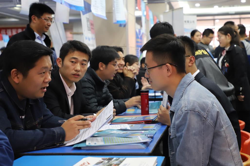 铁路工程专业，学校毕业后推荐工作，学生选择就业还是统招专升本