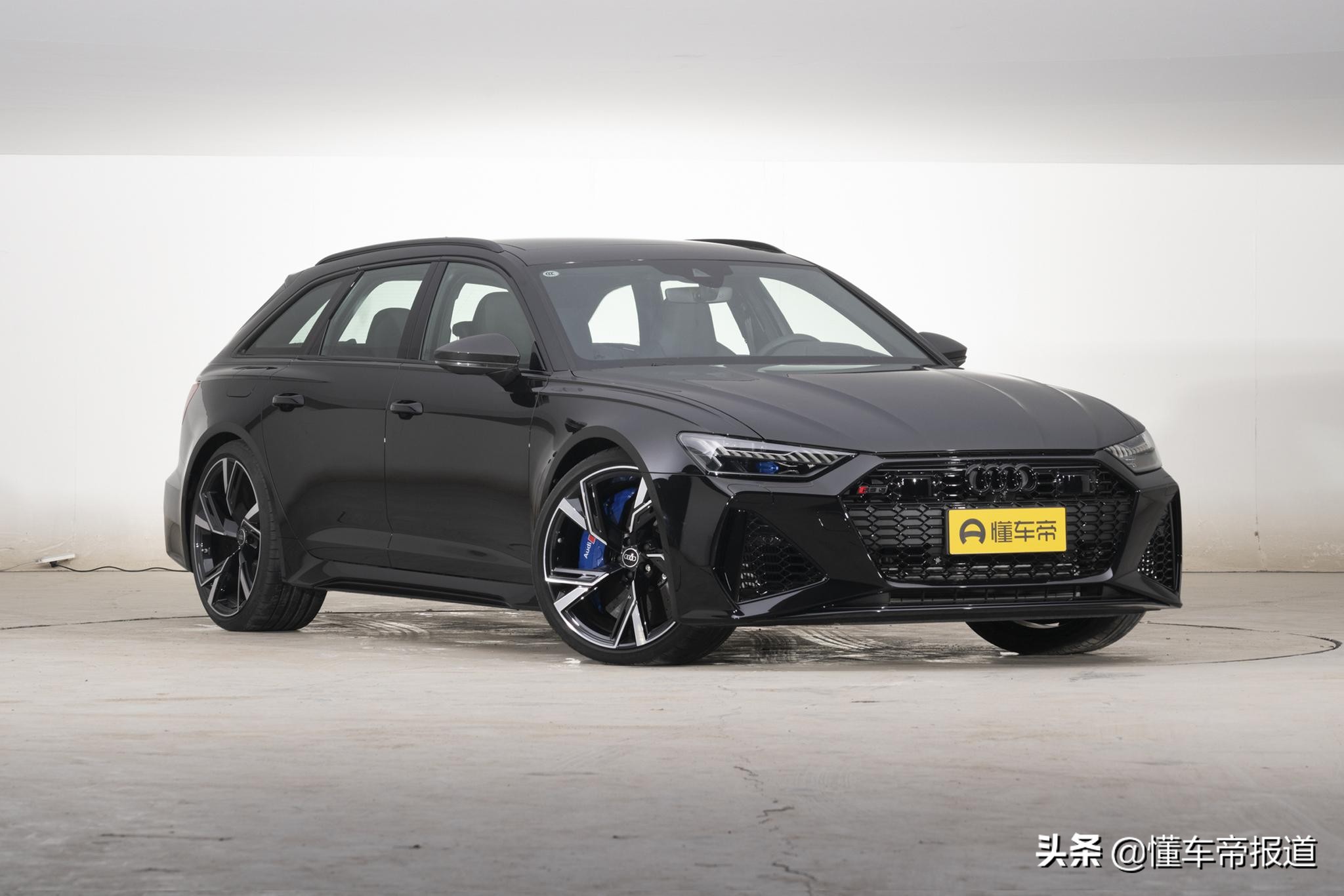 新车｜“瓦罐天花板”？全新奥迪RS 6 Avant实车曝光，142.88万元起