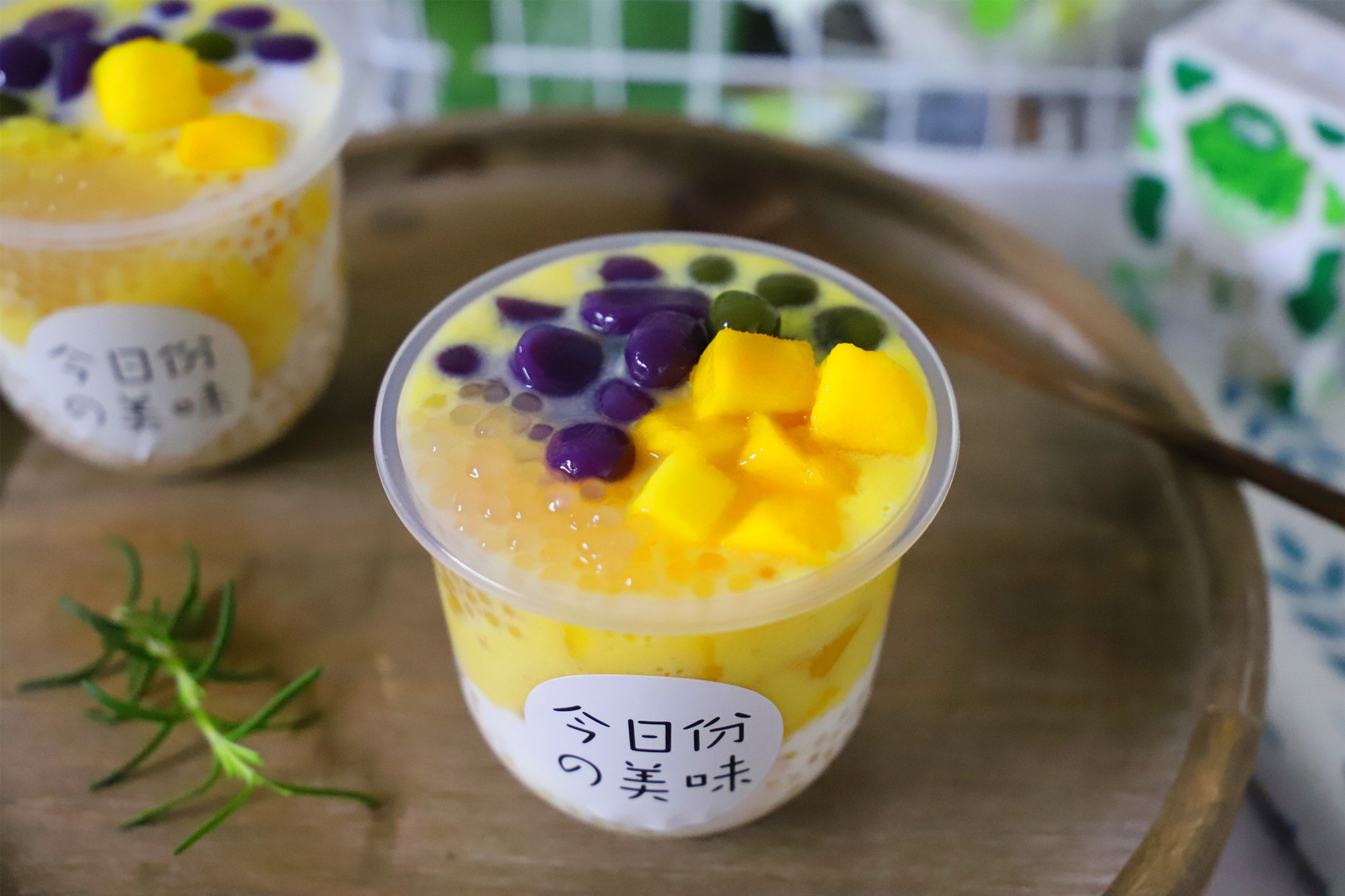 奶茶店28一杯的网红甜品，在家就能做，用料实在无添加，真过瘾
