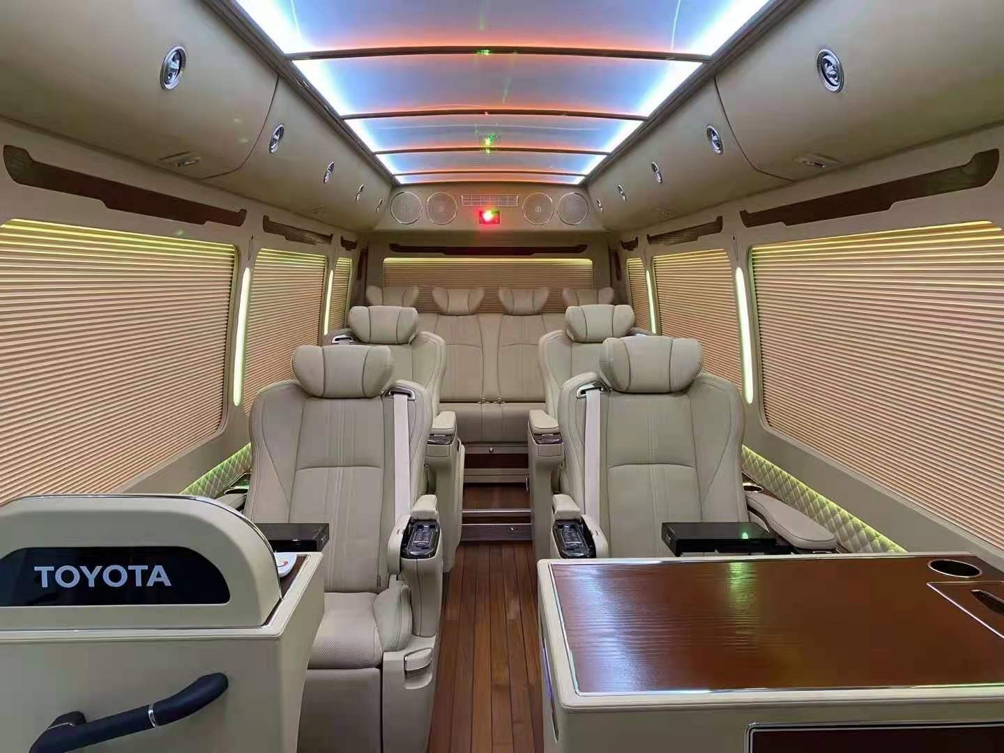 丰田考斯特12座价格 考斯特蒙娜丽莎版报价