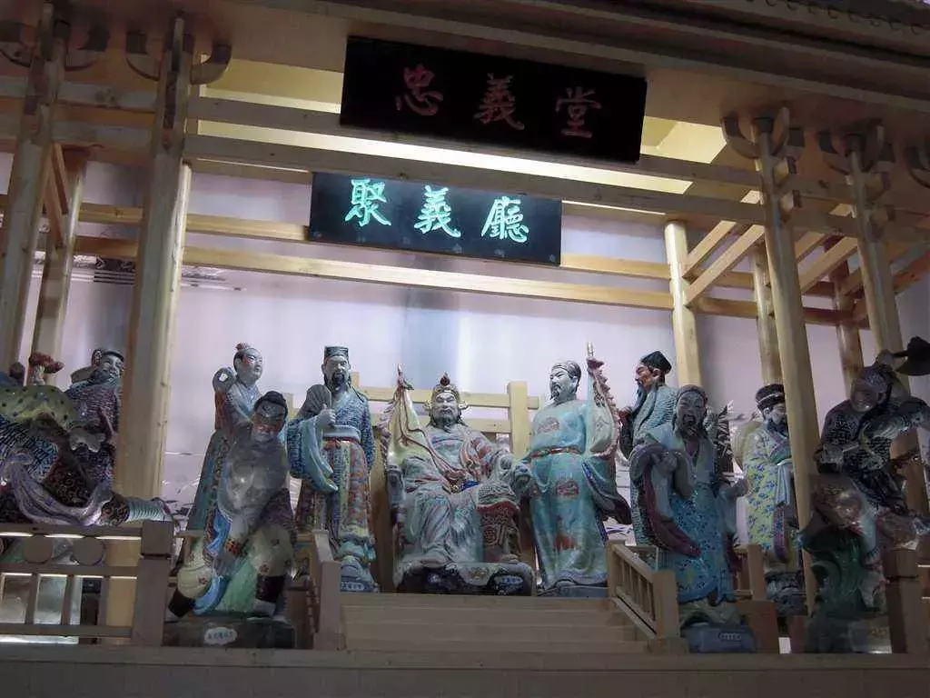 家财万贯，生活富足，为什么卢俊义要攻打梁山？