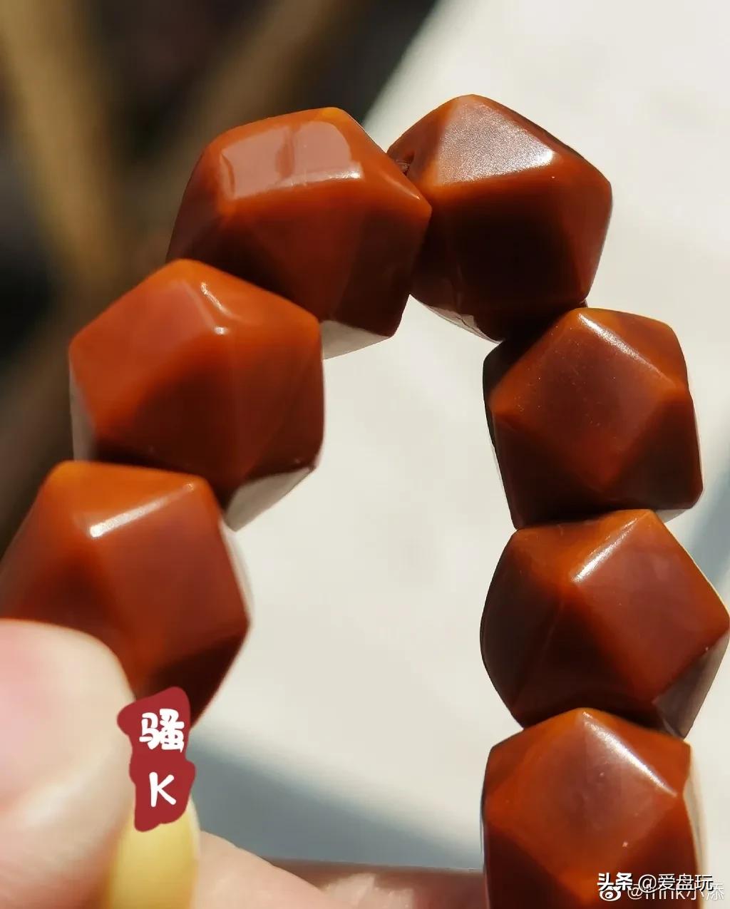 手串儿怎么盘，包浆才好看？这可大有讲究