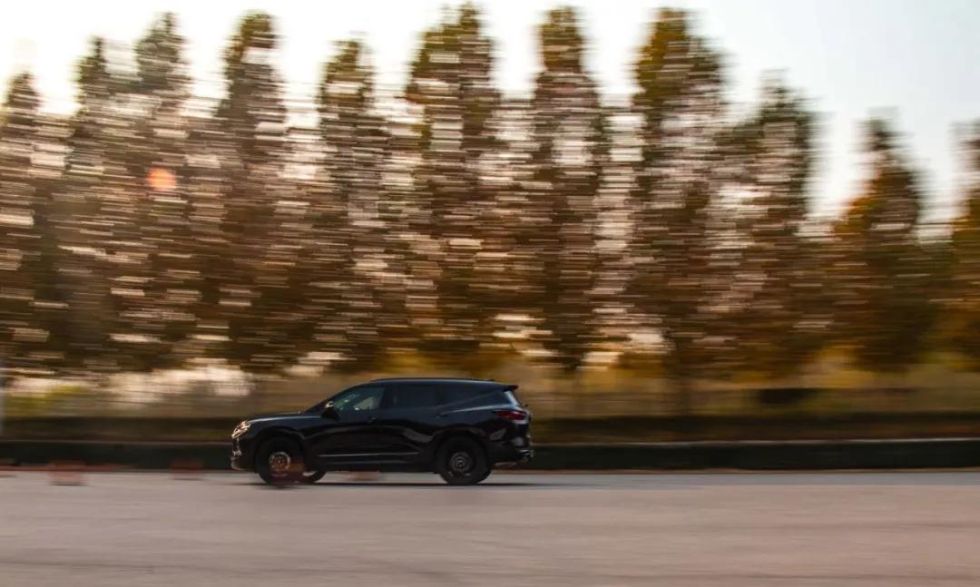中大型7座SUV，要性能强的，雪佛兰开拓者怎么样？