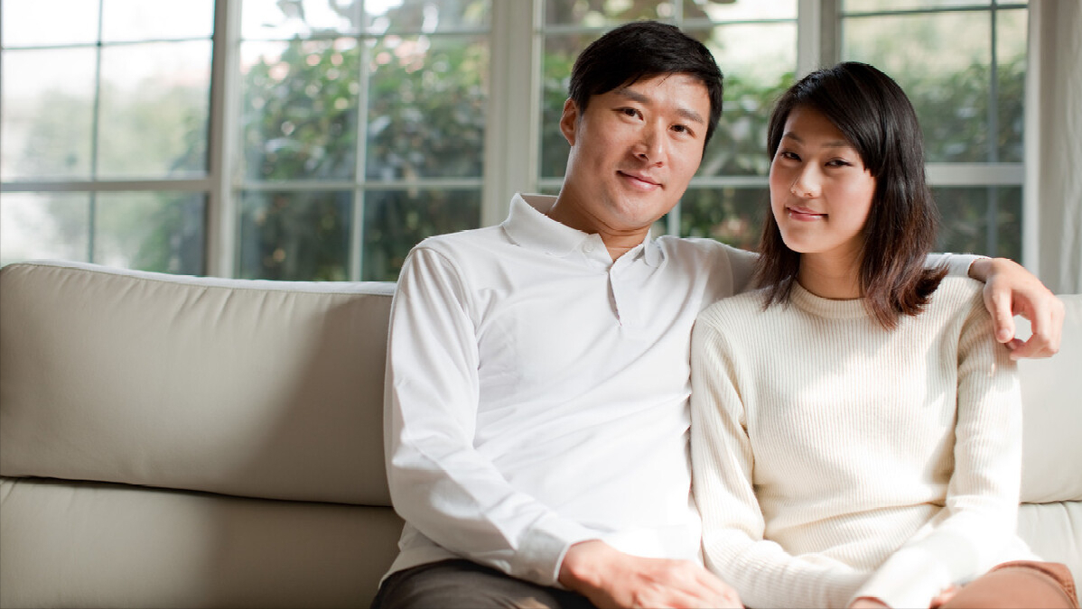 37岁男人：一次出差意外和老板娘发生关系，这个事要告诉妻子吗？