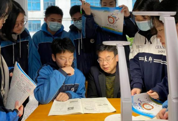 全国“顶尖”高中排名，衡水不见昨日辉煌，榜首一本率达99%以上