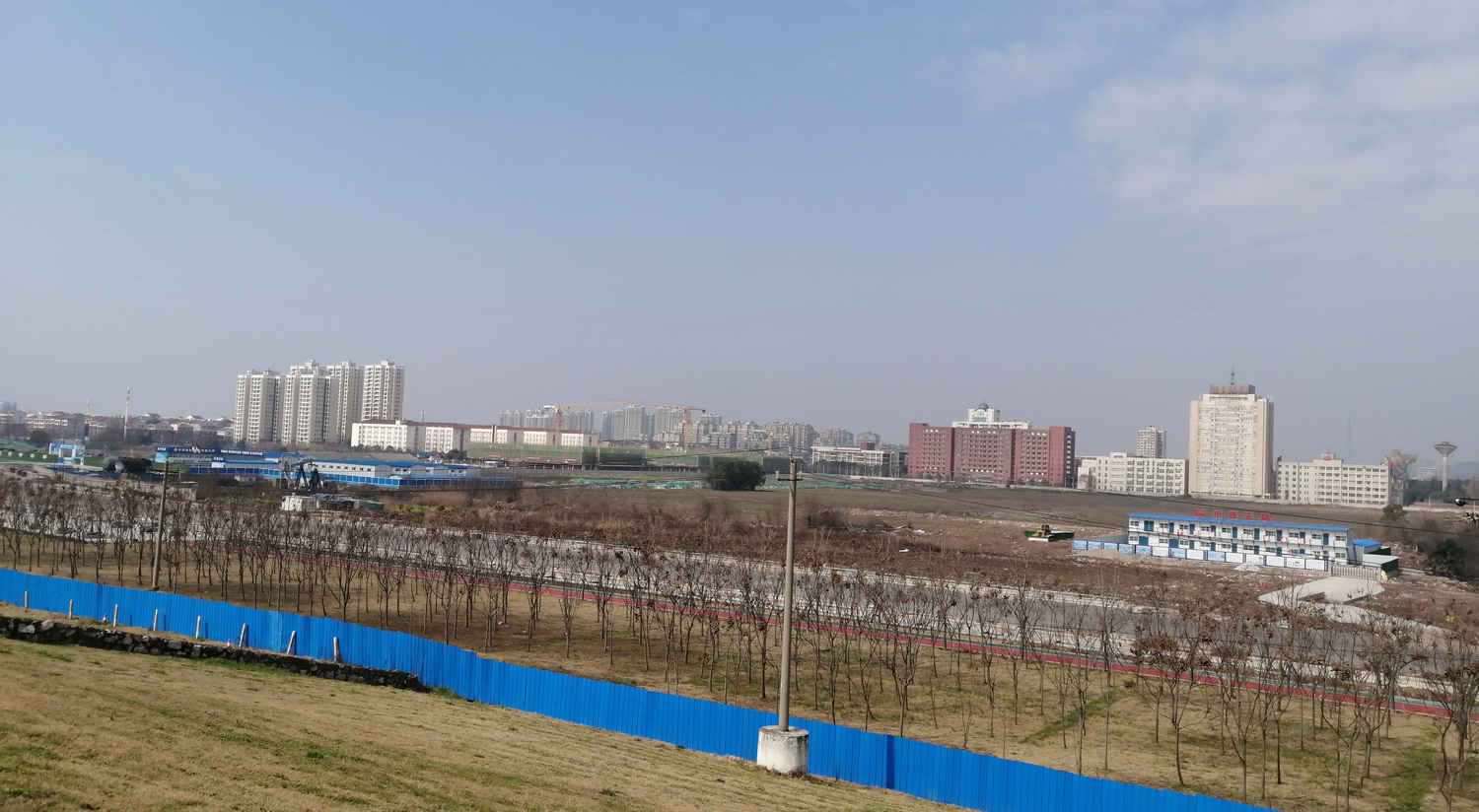 荆州大学（长江大学新校区进展很快）