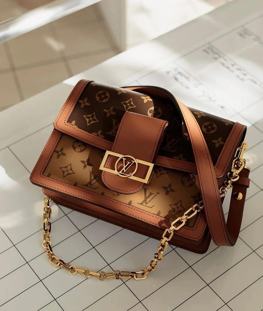 2021年最值得入手的14款包包，背十年都不会过时