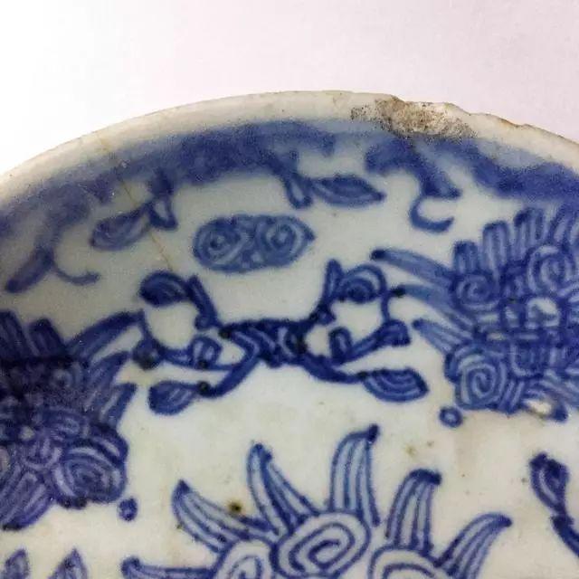玩瓷器该知道：古瓷釉面常见十三种瑕疵