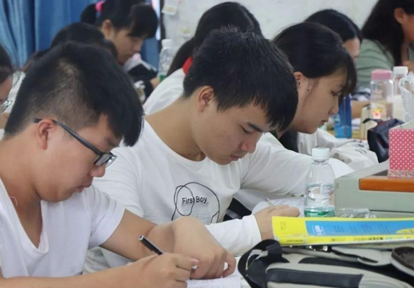 2021年新高考模式下，“最佳”选科组合出炉，想要逆袭不再是难事