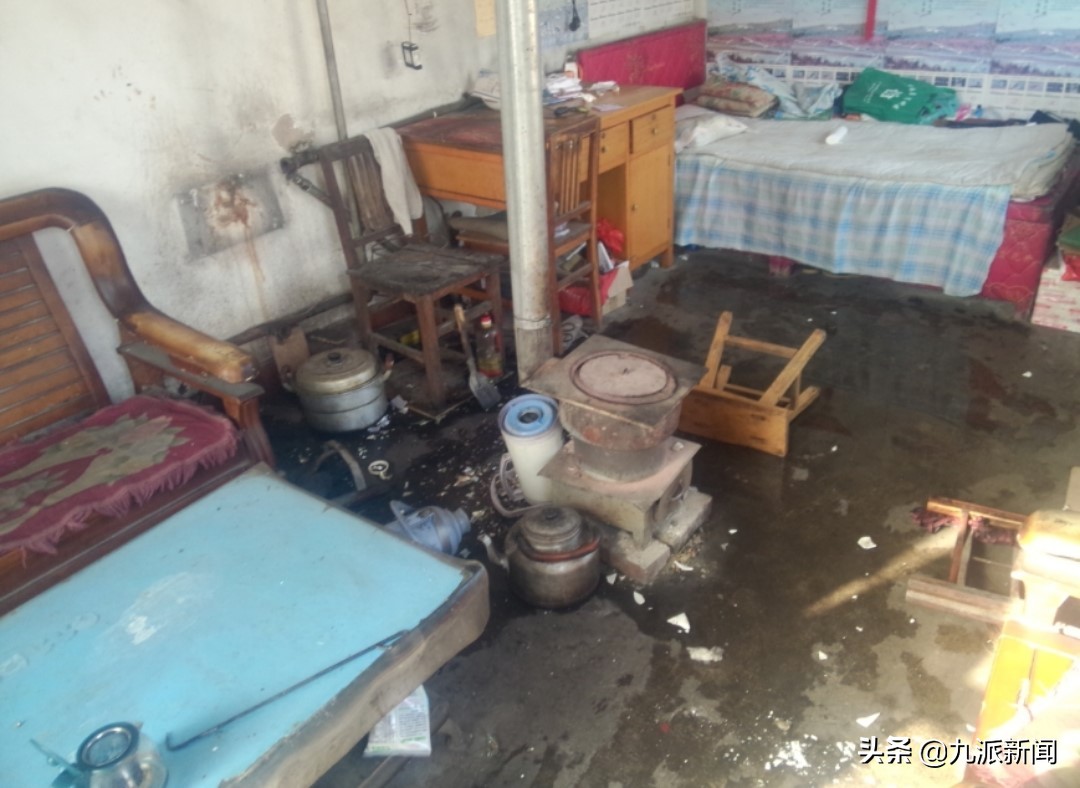 中学教师左眼被打失明，哥哥获刑一年缓刑两年，当事人指控实为嫂子抠的，但遭否认