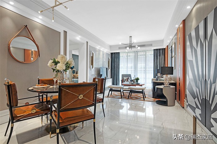 现代风装修，橘色+蓝色经典搭配，让家与众不同