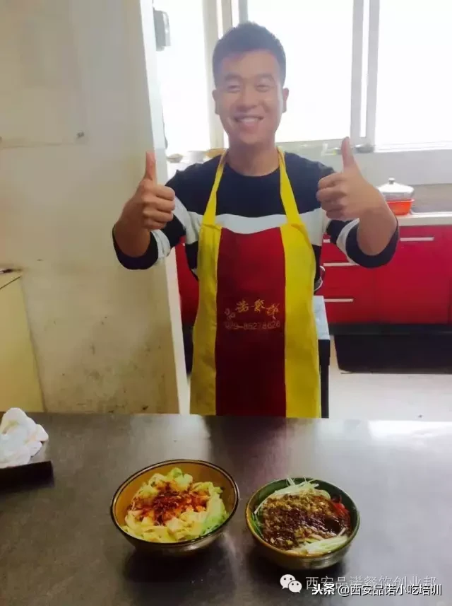 来来来，带您看看品诺餐饮小吃培训学员日常学习现场吧~