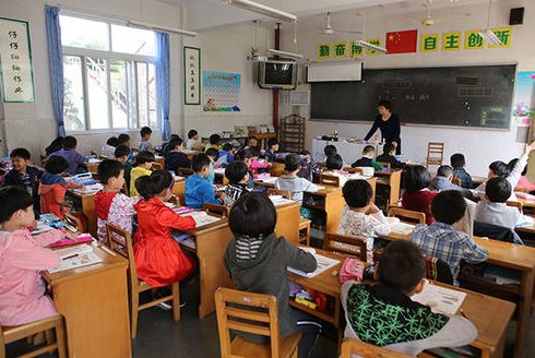 教育部最新通知，中小学上课时间即将调整，身体是革命本钱