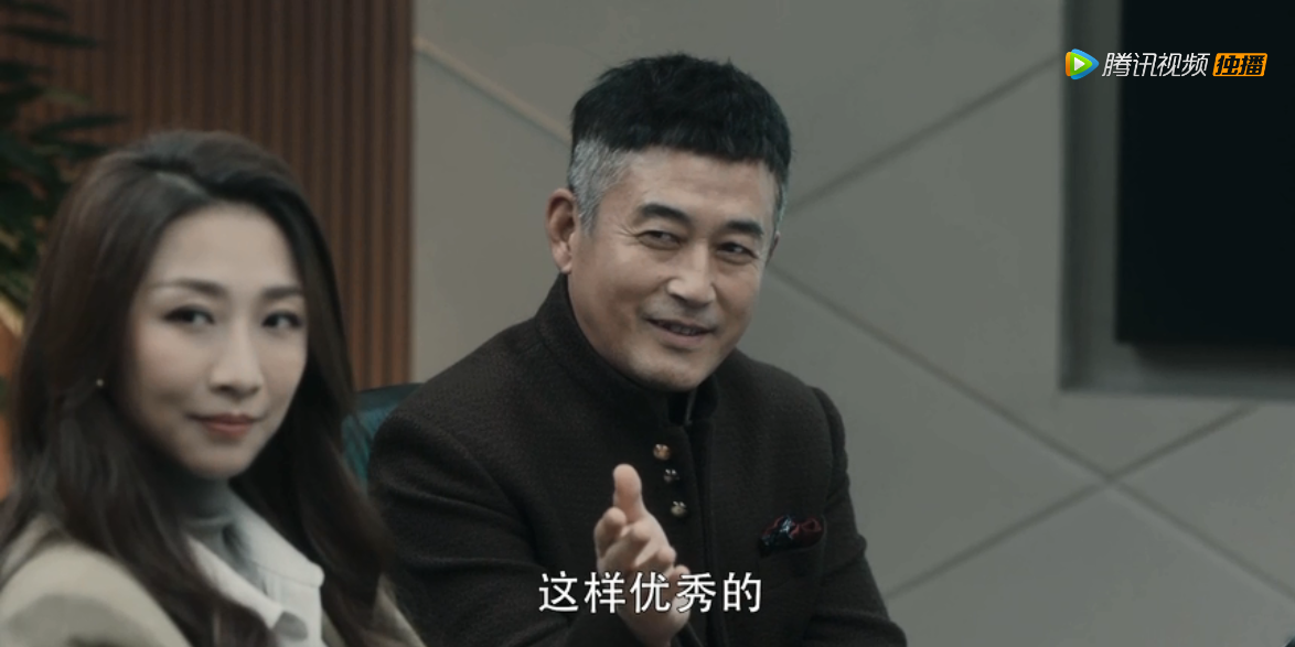 孙红雷鼎力提携娇妻客串《扫黑风暴》，这个女反派居然演得还不错