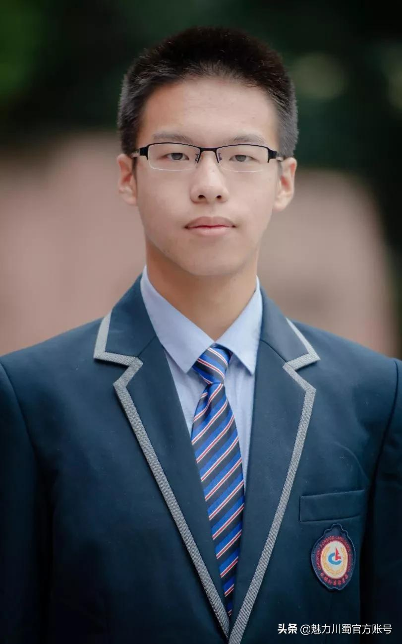 成都外国语学校：成外人，在清北！2021年，7个北大，17个清华