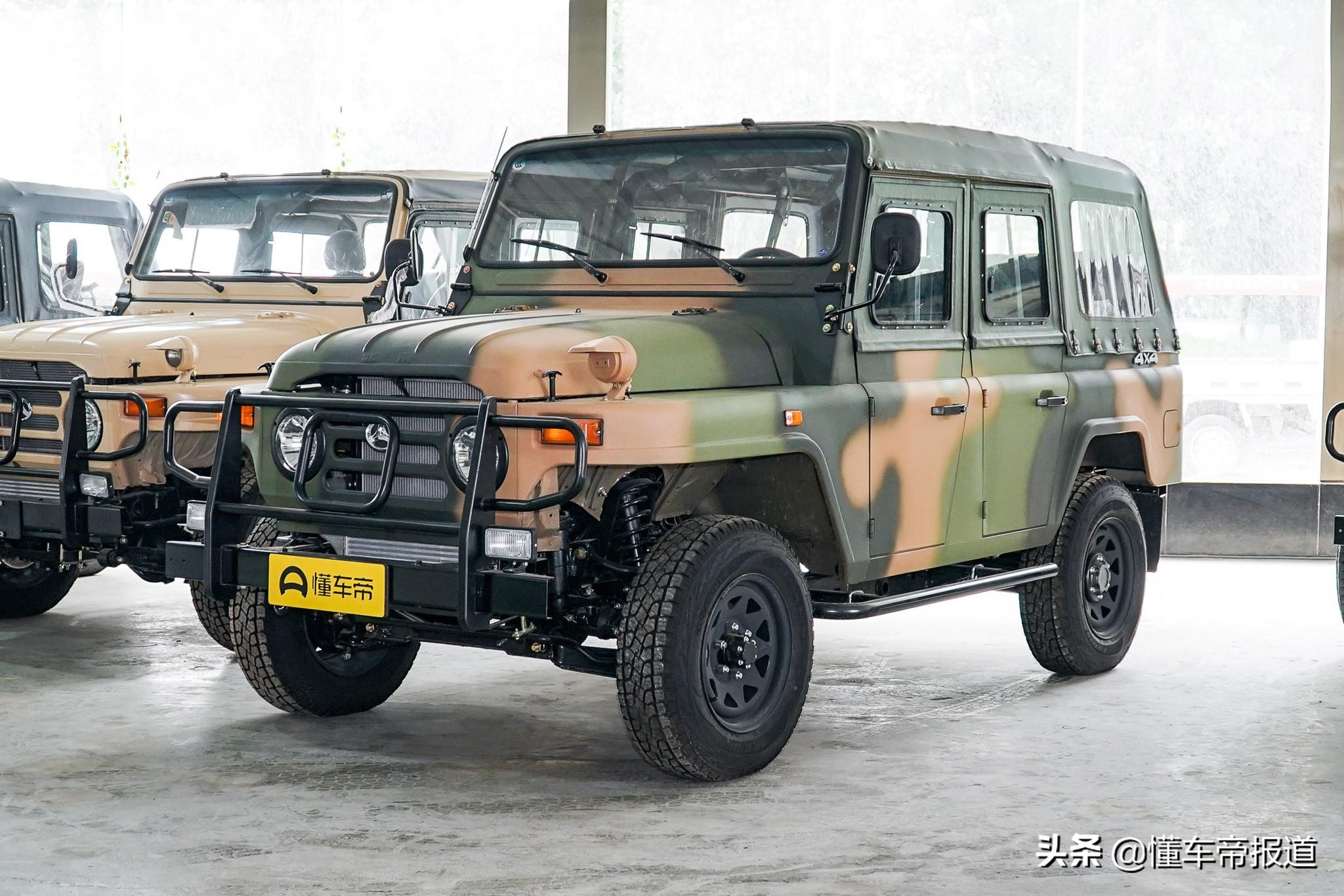 新车｜越野不输坦克300？BJ212致敬版上市，搭载三菱动力