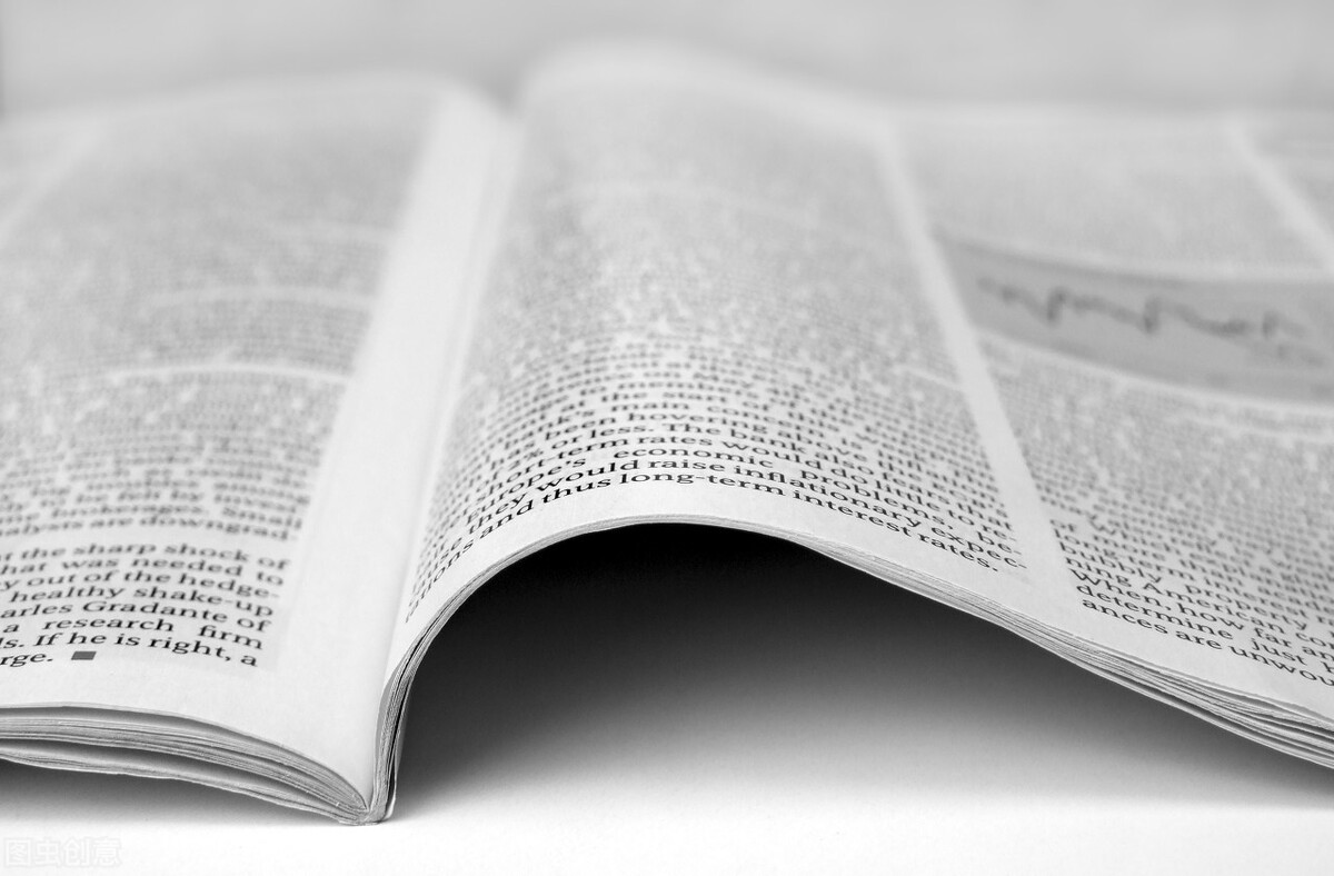 撇开开放条件一昧地鼓吹越开放越好，这种人不是白痴就是别有用心