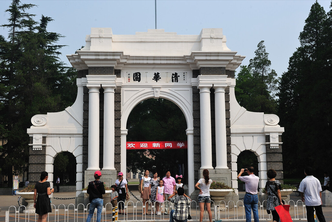 这个清华学霸真厉害，28岁攻克世界难题，一天工作14小时的女强人