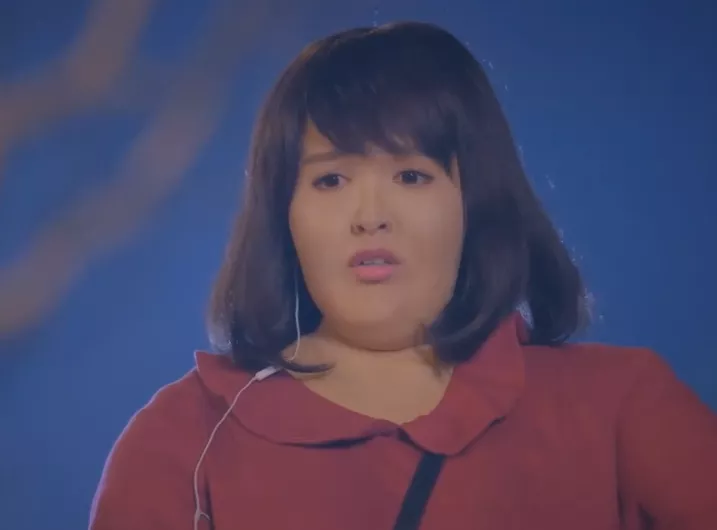“丑女”大变身,丑是真丑,美也是真美,看得人虎躯一震