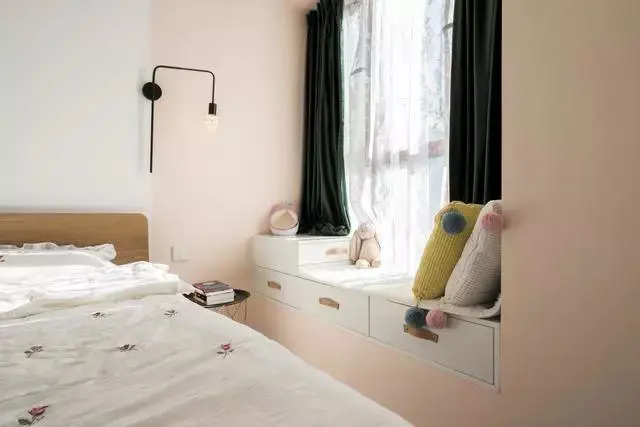 实用又温馨的飘窗设计方案，满足你的文艺梦