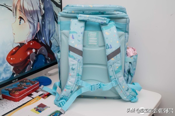 容易忽略的书包送给表妹的六一礼物，GMT“挪威小方包”上手体验