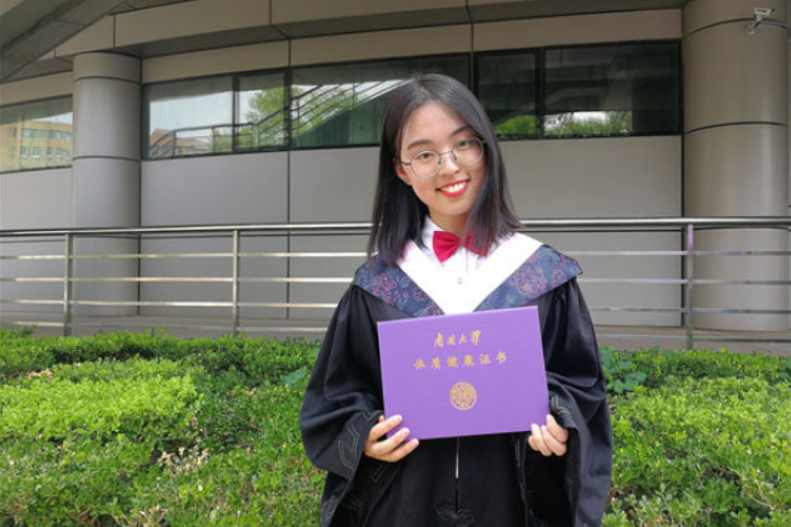 南开大学人性化宿舍惹争议，18对夫妻在校同居，看到租金我羡慕了