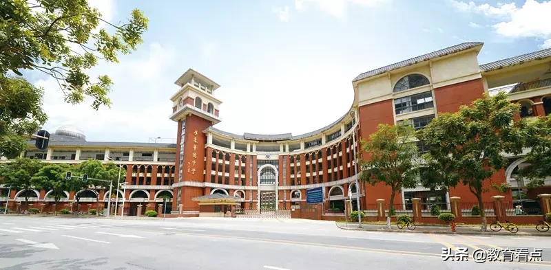 4月27日 | 广东华侨中学高中校区2019年第一次招生开放日公告