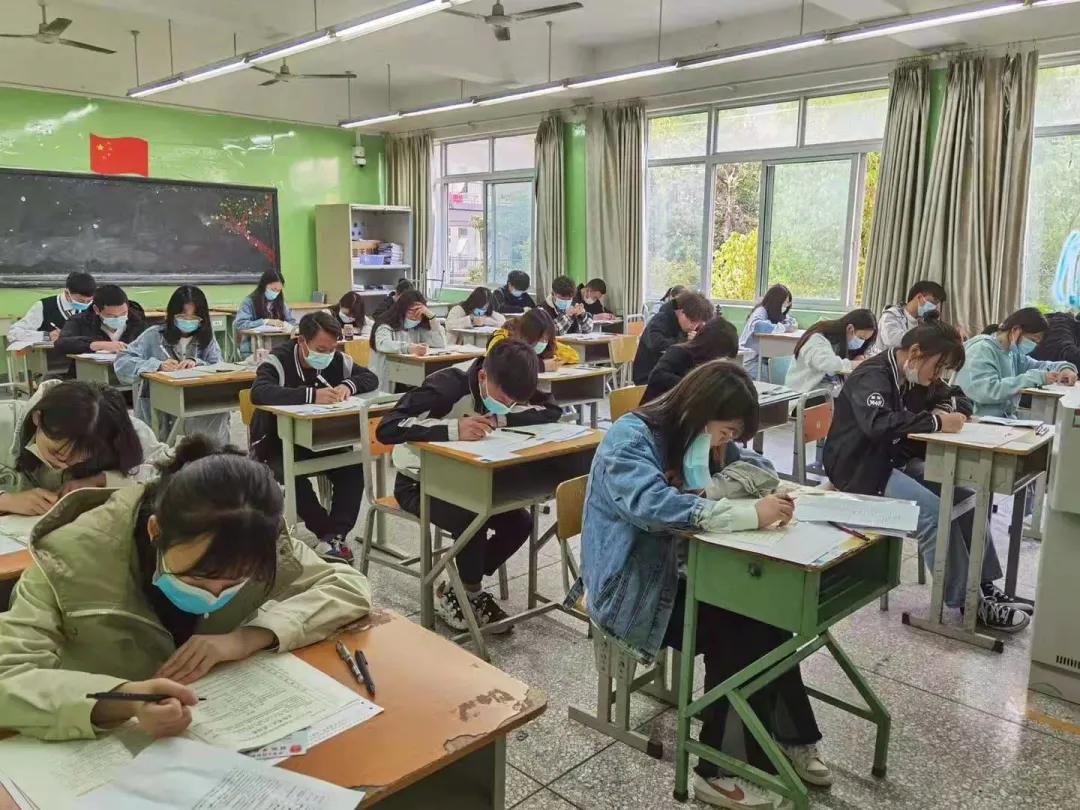 祝风雨兼程，满载而归！四川省2021年高职单招考试顺利举行！