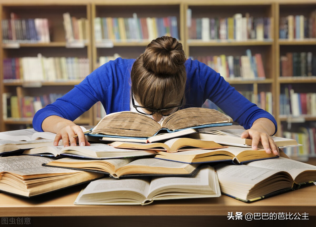 两个学霸宿舍全员考研成功，他们午休在图书馆，午休有多重要？