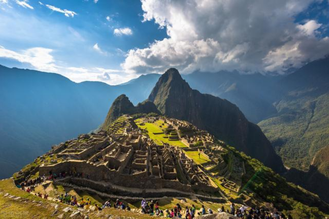 6700米山顶惊现14岁冰冻少女，历经500年后，尸体为何没腐烂？