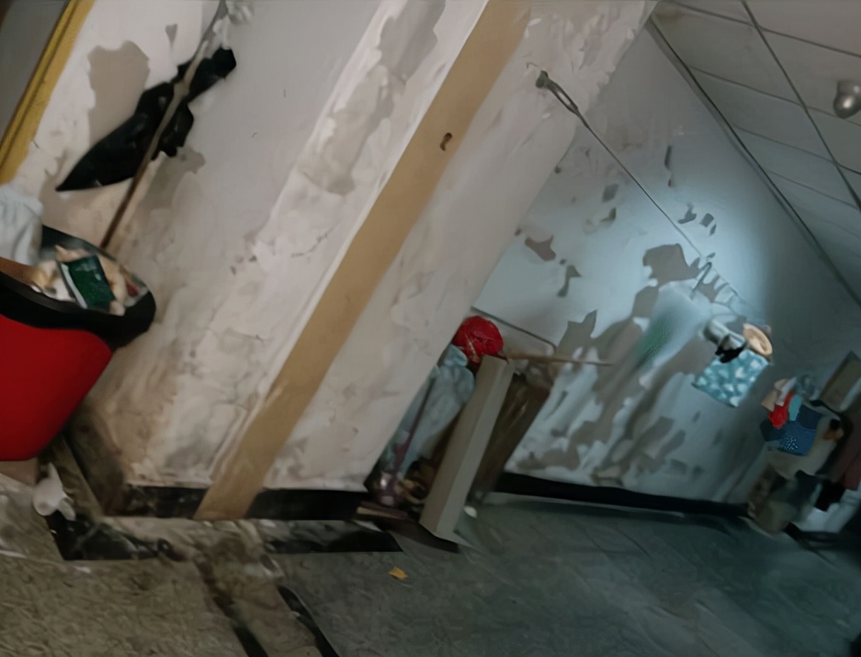 大学宣传照，和现实环境的反差有多大？学生的入学欲望突然消失了