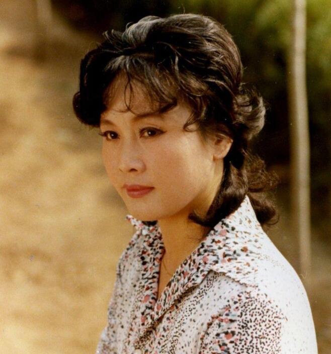 70年代 十位歌唱家和他们的代表作 边桂荣陆青霜郭兰英等 谁更难忘？