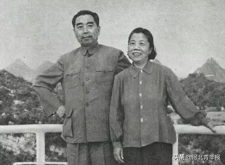 周总理逝世43周年，重温他与妻74封情书，他们的情话让人泪流满面