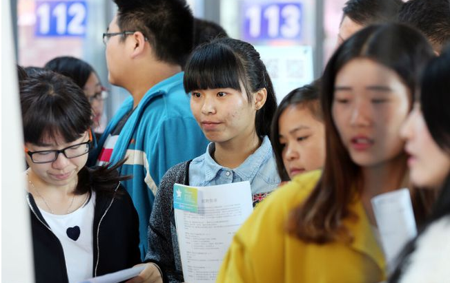 北大教授曾直言：有些三本大学纯属误人子弟，过来人表示强烈赞同