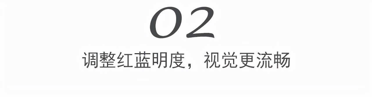 今年冬天流行“红蓝配”！看时尚博主的高级穿搭，照样学就对了