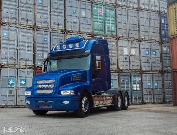 依维柯曾在2005年推出一款经典的strator系列长头卡车,该系列车型作为