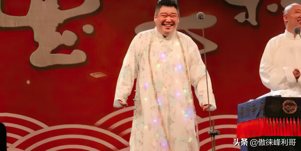 郭德纲——禁止德云社演员跟粉丝联系，而流量明星却怕没粉丝