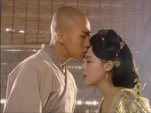 和尚与女子的爱情故事图片 _飞翔号