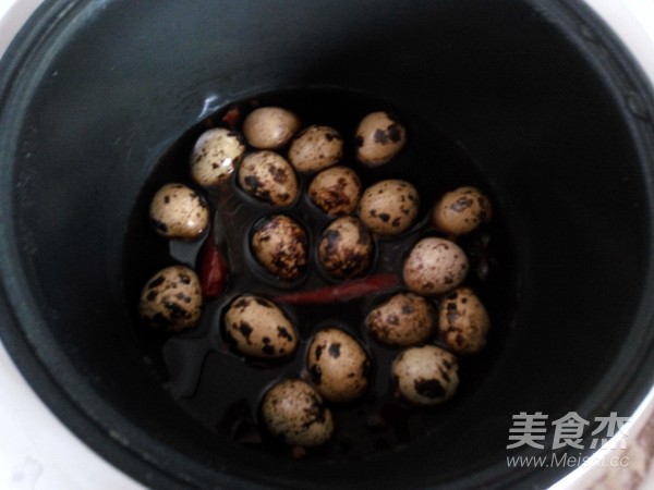 “天然黄体酮”被发现！女性一定记得常吃，40岁了依旧年轻