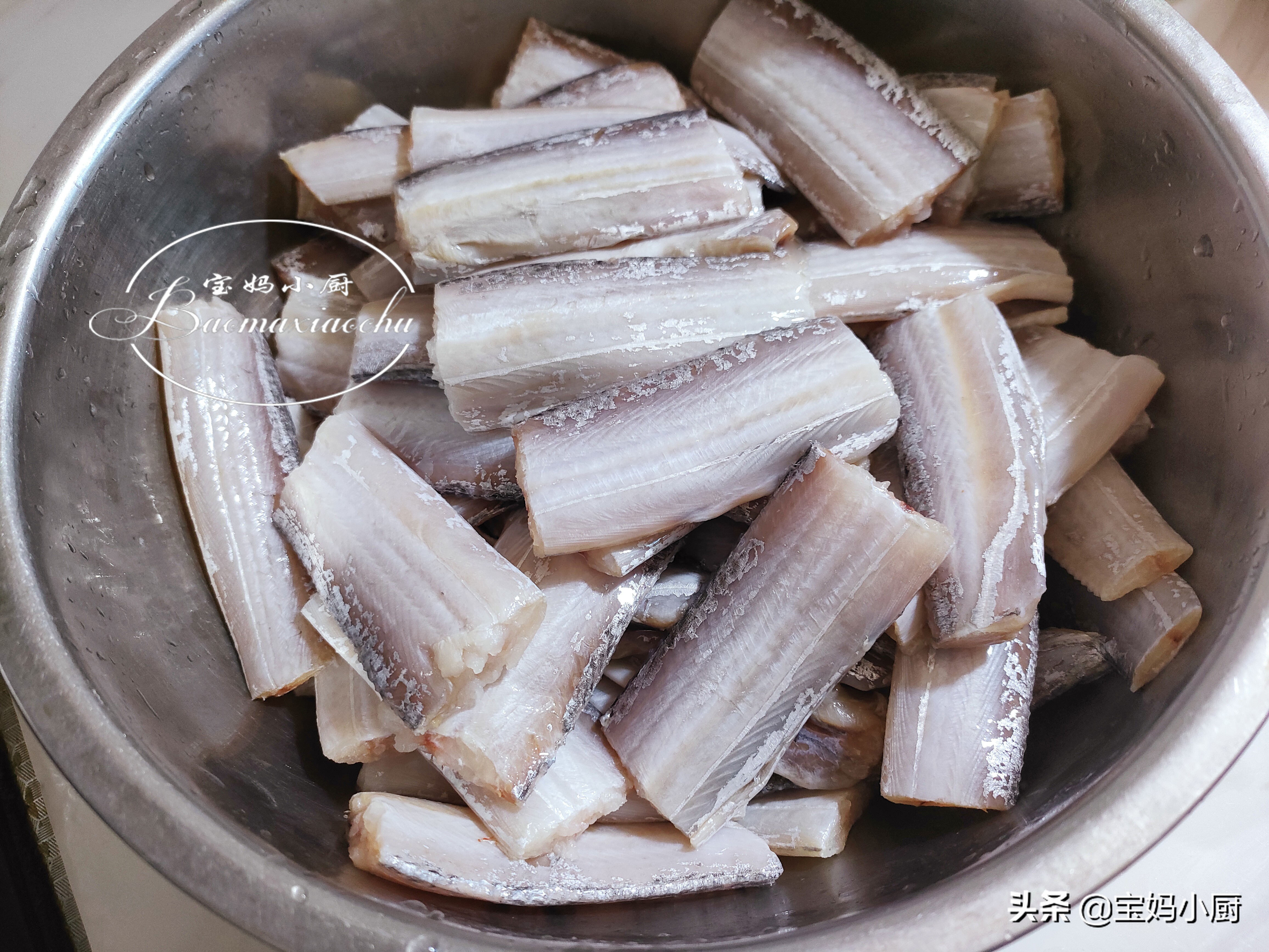 刀魚的做法大全,刀魚的做法大全家常