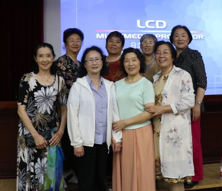 晓冰：在那遥远的地方