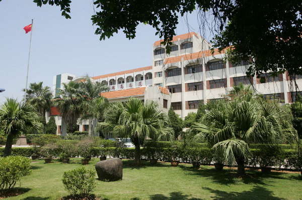 沿海特区性价比高招生省份多，美术生捡漏几率大的省属重点大学