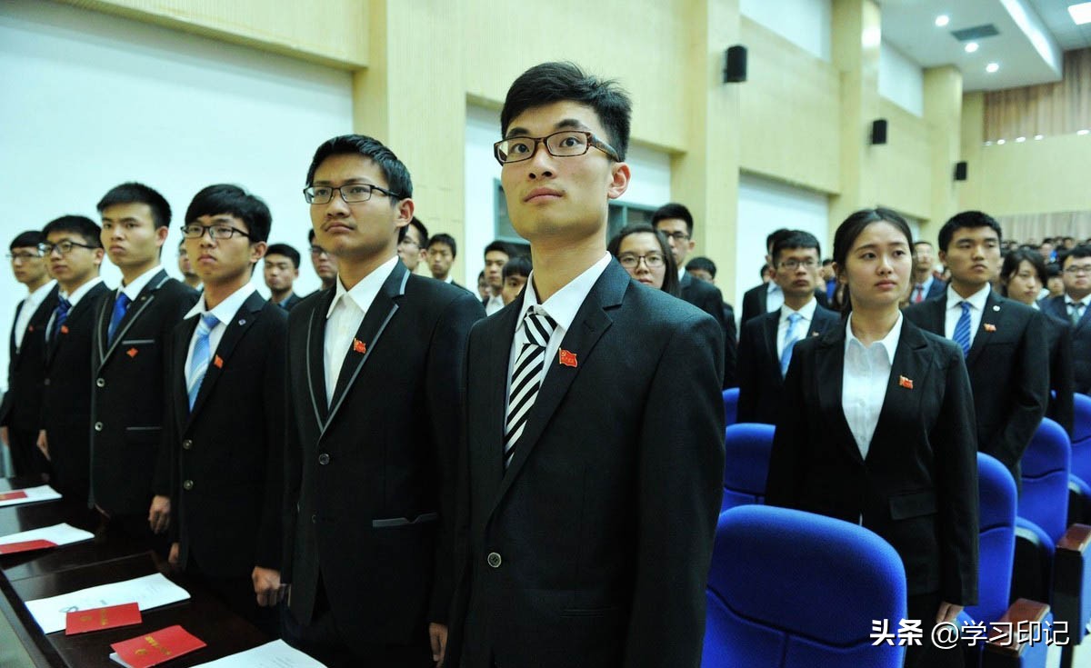 大学生想要入党，这些必须的“流程”一定要通过，一步都不能大意